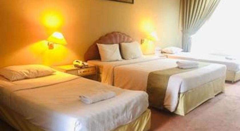 New Grand Park Hotel Surabaya Buitenkant foto